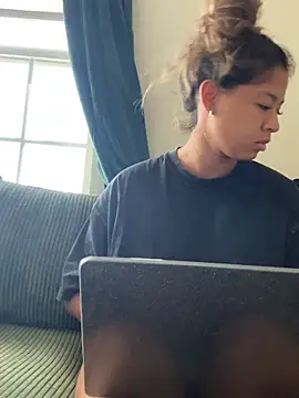 Snapshot of VanessaBling chatting on October 4, 2025, 3:02 pm VanessaBling online show from October 4, 2025, 3:02 pm