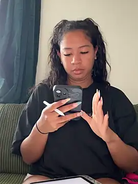 VanessaBling online show from March 28, 2026, 3:13 pm