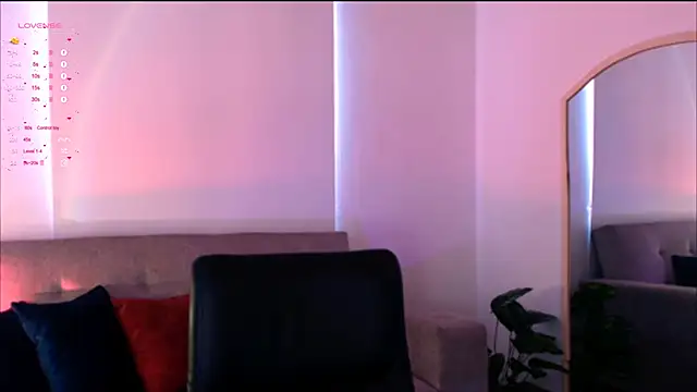 Valengarcia  online show from February 17, 2025, 10:05 pm