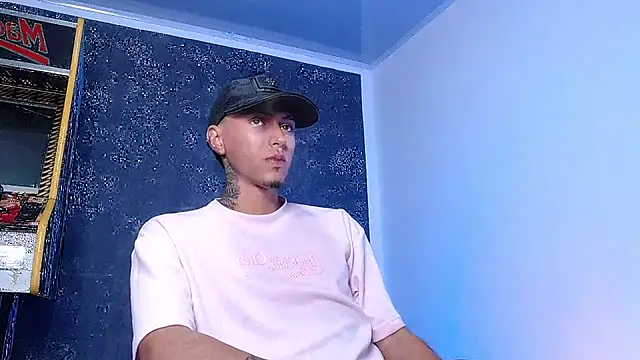 Snapshot of Liam_lee chatting on February 28, 2025, 12:52 pm Liam lee online show from February 28, 2025, 12:52 pm