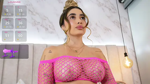 Annyy Rosse online show from April 18, 2026, 6:05 am