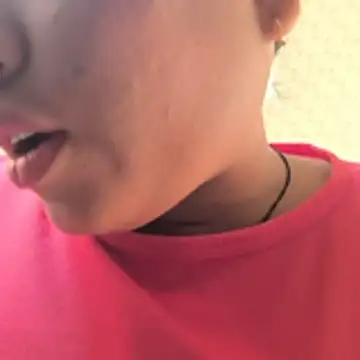 Francesca ferrari online show from February 9, 2026, 2:48 pm