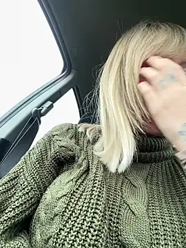 Snapshot of haileyhope_ chatting on December 30, 2024, 11:04 am haileyhope  online show from December 30, 2024, 11:04 am