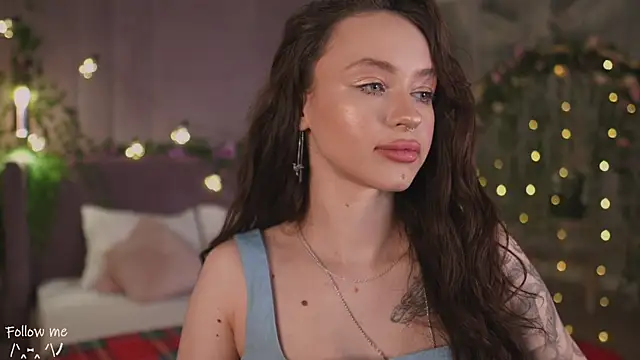 Meow Nancy online show from February 23, 2025, 9:11 am