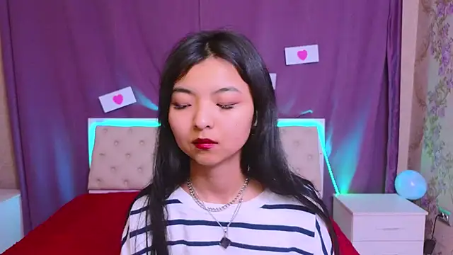 Shy Kira online show from February 12, 2025, 12:33 pm