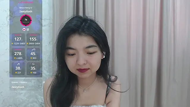 Snapshot of Shy_Kira chatting on July 16, 2026, 8:22 am Shy Kira online show from July 16, 2026, 8:22 am