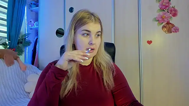 CoraSwon online show from February 17, 2026, 7:27 am