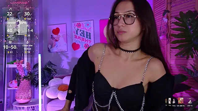 LanaBaker online show from April 19, 2026, 2:45 am