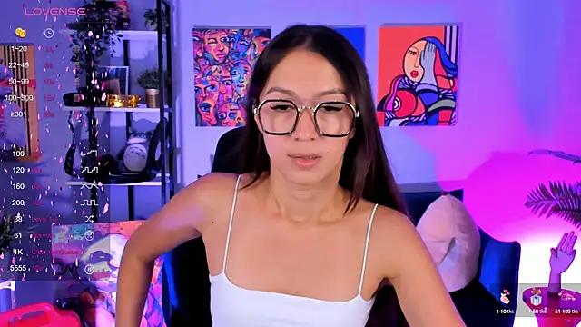 LanaBaker online show from September 18, 2025, 3:31 am