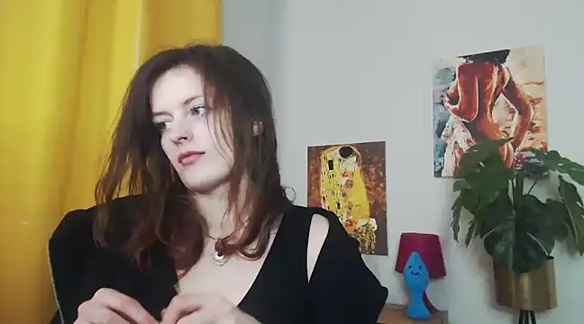 juicyNadine online show from February 25, 2025, 9:31 am