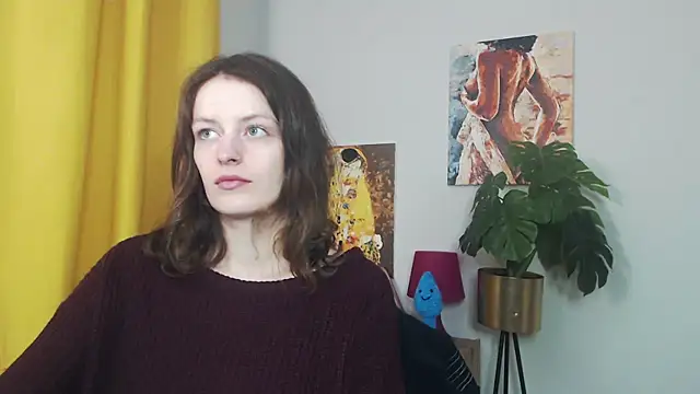 juicyNadine online show from November 10, 2025, 5:56 am