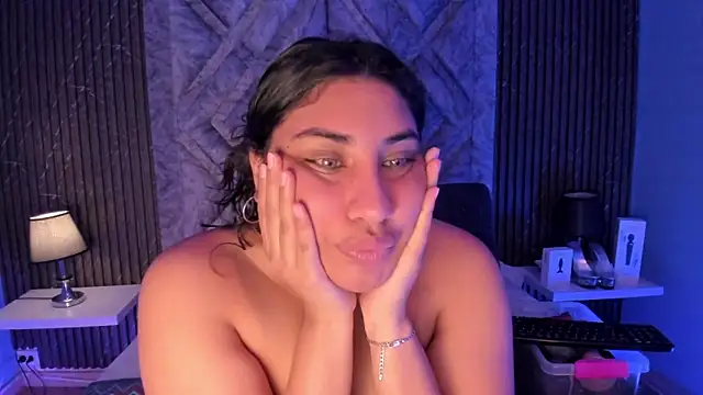 Snapshot of CANDYGABYY chatting on September 12, 2025, 3:39 am CANDYGABYY online show from September 12, 2025, 3:39 am