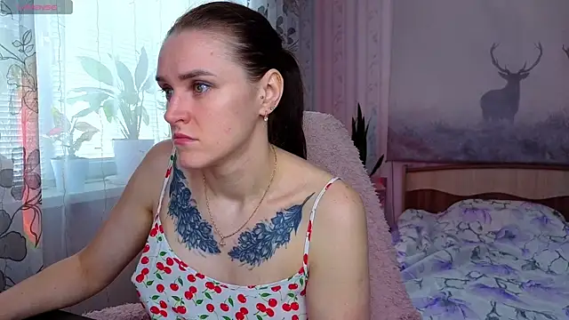 Snapshot of Bella__Swoon chatting on May 21, 2026, 4:43 am Bella Swoon online show from May 21, 2026, 4:43 am