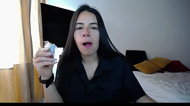 Snapshot of Mariam_Gomezxxx chatting on October 29, 2025, 8:08 pm Mariam Gomezxxx online show from October 29, 2025, 8:08 pm