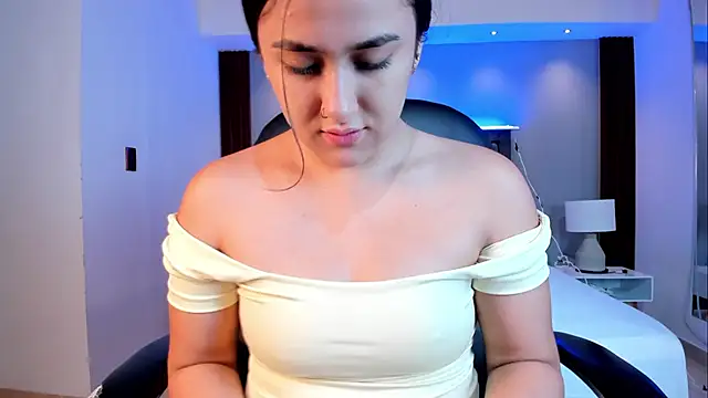 Snapshot of paulina_sweett_ chatting on February 22, 2026, 11:23 am paulina sweett online show from February 22, 2026, 11:23 am