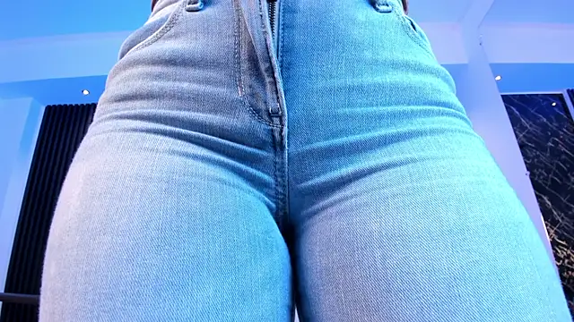 Snapshot of paulina_sweett_ chatting on November 20, 2025, 12:50 pm paulina sweett online show from November 20, 2025, 12:50 pm