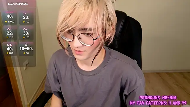 CuteYukiKun online show from October 3, 2025, 9:16 pm