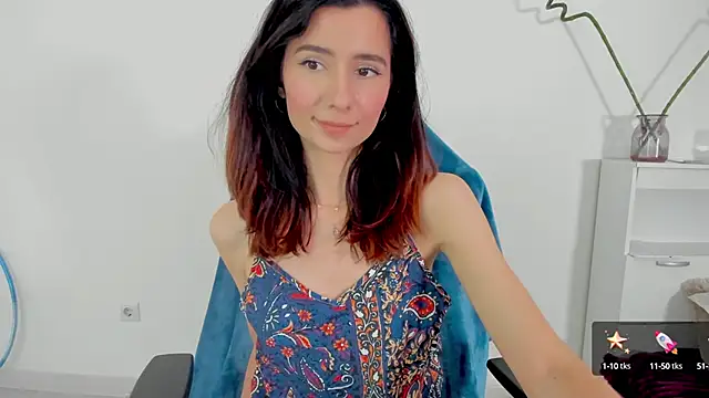 Snapshot of crystalnut chatting on September 23, 2025, 3:13 am crystalnut online show from September 23, 2025, 3:13 am