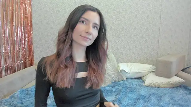 Snapshot of crystalnut chatting on February 2, 2025, 2:48 am crystalnut online show from February 2, 2025, 2:48 am