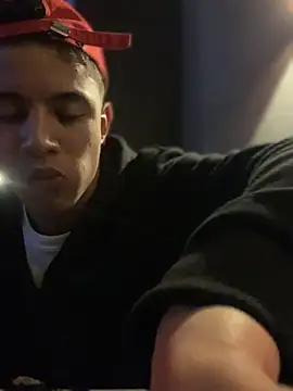 ALAN SANTHOS online show from November 17, 2025, 2:48 am