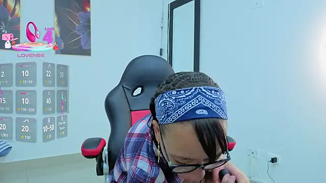 daniela xue online show from March 14, 2026, 8:37 pm