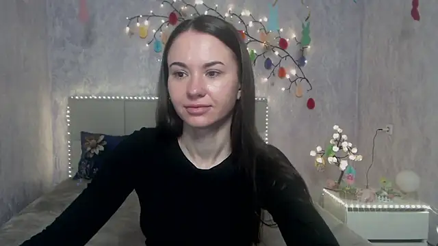 KaraCriegs online show from April 11, 2026, 5:16 pm