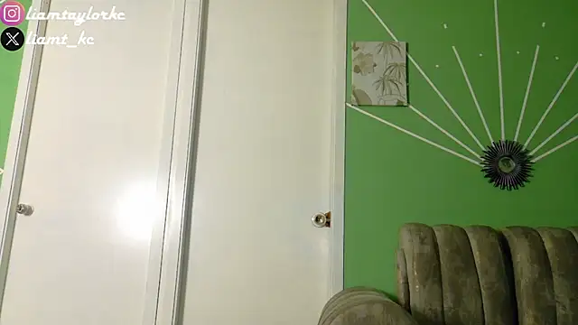 Liam Taylor online show from January 29, 2025, 11:46 pm