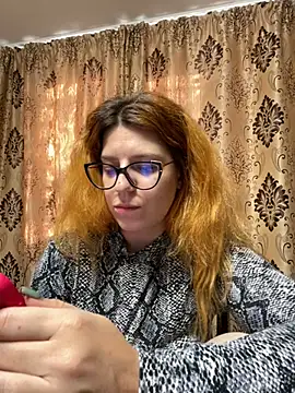 Snapshot of NadiraNoor chatting on January 26, 2025, 12:33 pm NadiraNoor online show from January 26, 2025, 12:33 pm
