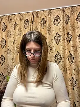 Snapshot of NadiraNoor chatting on March 16, 2025, 5:39 pm NadiraNoor online show from March 16, 2025, 5:39 pm