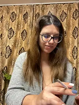 Snapshot of NadiraNoor chatting on March 12, 2025, 4:35 pm NadiraNoor online show from March 12, 2025, 4:35 pm