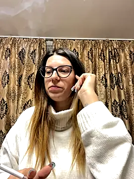 Snapshot of NadiraNoor chatting on October 15, 2025, 9:12 pm NadiraNoor online show from October 15, 2025, 9:12 pm