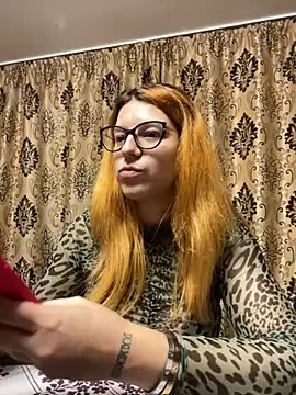 Snapshot of NadiraNoor chatting on January 22, 2025, 8:06 pm NadiraNoor online show from January 22, 2025, 8:06 pm