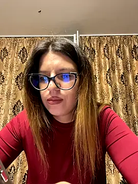 Snapshot of NadiraNoor chatting on September 17, 2025, 10:01 pm NadiraNoor online show from September 17, 2025, 10:01 pm