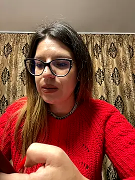 Snapshot of NadiraNoor chatting on October 5, 2025, 7:48 pm NadiraNoor online show from October 5, 2025, 7:48 pm