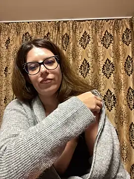 Snapshot of NadiraNoor chatting on March 12, 2025, 9:56 pm NadiraNoor online show from March 12, 2025, 9:56 pm