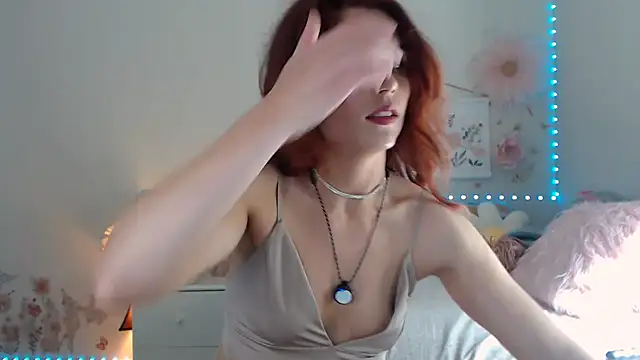 Snapshot of Poisson_Eva chatting on June 29, 2026, 11:15 pm Poisson Eva online show from June 29, 2026, 11:15 pm