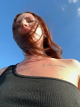 AvaGianna online show from September 21, 2025, 1:49 pm