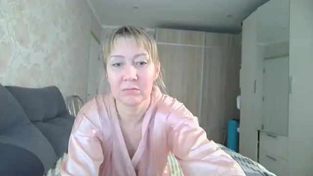 WindChristy online show from April 17, 2026, 3:15 pm