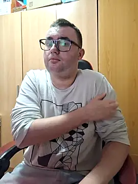 Javier bear online show from April 3, 2026, 1:28 pm