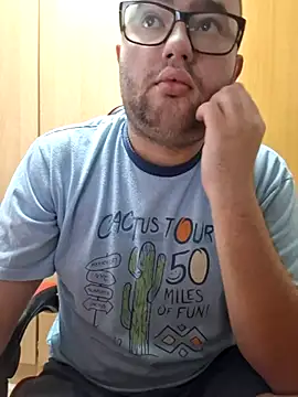 Javier bear online show from October 12, 2025, 9:32 am