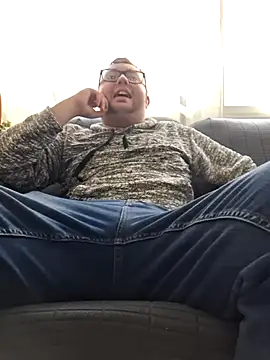 Javier bear online show from February 12, 2026, 2:06 pm