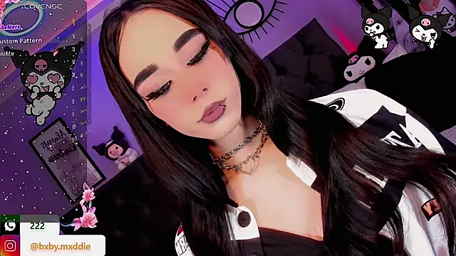 kimMaddiee online show from October 1, 2025, 6:07 am