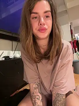 EmiliaCatalina online show from March 13, 2025, 1:32 am