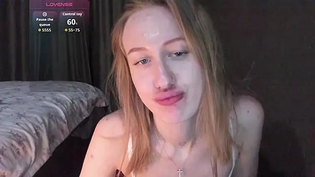 Snapshot of Mika_Ray chatting on March 24, 2026, 10:32 pm Mika Ray online show from March 24, 2026, 10:32 pm