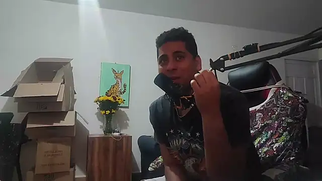 Snapshot of ElferXXX chatting on October 27, 2025, 2:34 am ElferXXX online show from October 27, 2025, 2:34 am