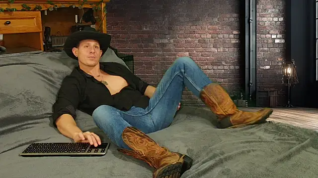 zack Fisher online show from February 11, 2026, 11:15 pm