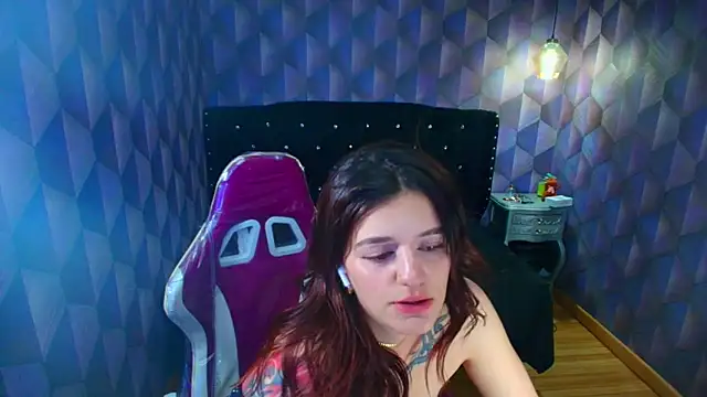 Snapshot of LiaHarryis chatting on June 14, 2026, 2:24 am LiaHarryis online show from June 14, 2026, 2:24 am