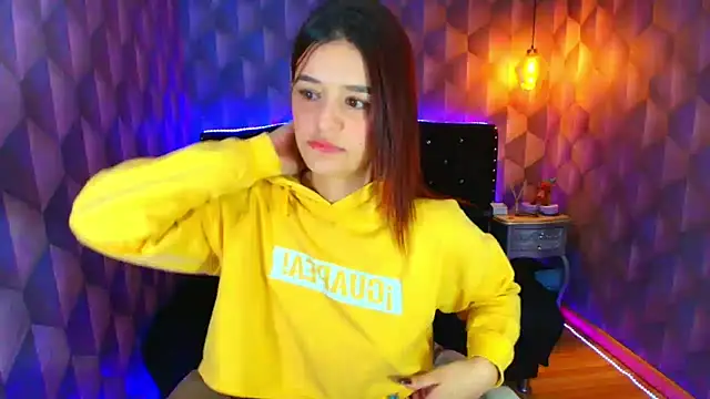 Snapshot of LiaHarryis chatting on December 17, 2025, 5:18 pm LiaHarryis online show from December 17, 2025, 5:18 pm