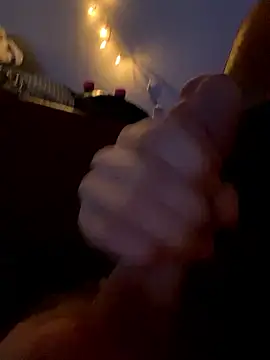 13inchmonster420 online show from January 19, 2026, 3:54 am