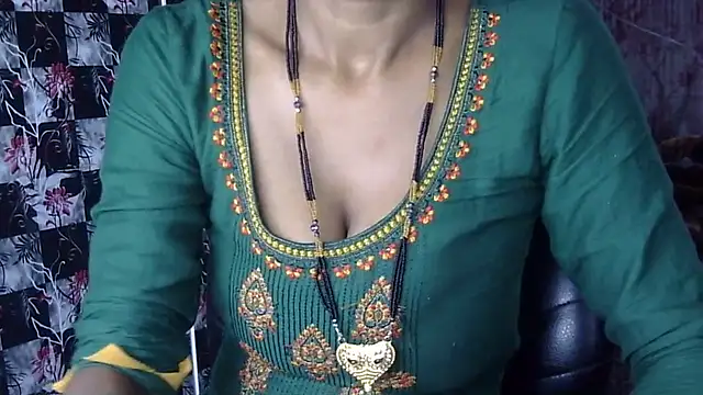 Anjali Milsi online show from October 28, 2025, 3:22 pm